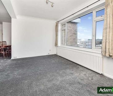 Woodside Park Road, North Finchley, N12 - Photo 4