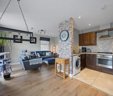 5 Blackrock Square, Newtownabbey, BT36 4NS - Photo 2