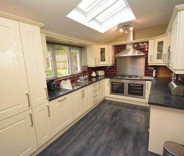 Thorncliffe Avenue, Darley Dale, DE4 - Photo 1