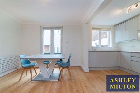 5 bedroom terraced house to rent - Photo 4