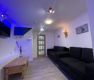 89 Tenterden Drive, Canterbury - Photo 3