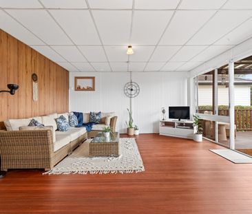 15 Merryl Avenue, Old Toongabbie NSW 2146 - House For Rent | Domain - Photo 2