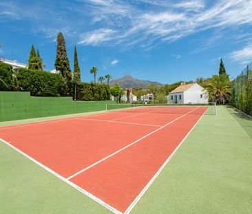 2 bedroom luxury Townhouse for rent in Nueva Andalucia, Andalusia - Photo 2