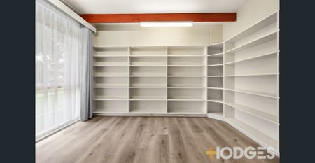 Perfect Location in Beaumaris - Photo 2