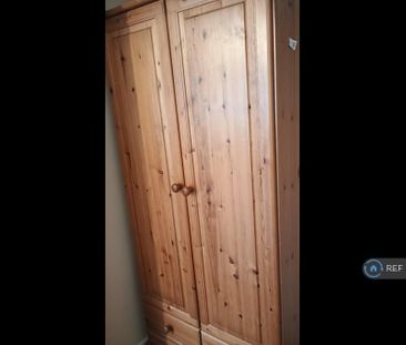 1 bedroom in a house share to rent - Photo 6