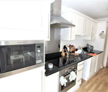 Kimber House, SO14 - Photo 6