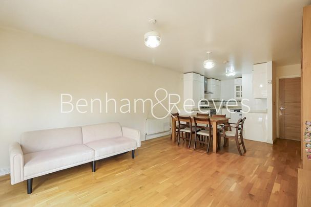 3 bedroom apartment to rent - Photo 1