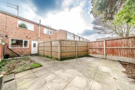 2 bedroom terraced house to rent - Photo 2