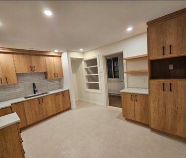 3 1/2 Rénové à louer Plateau - Photo 2