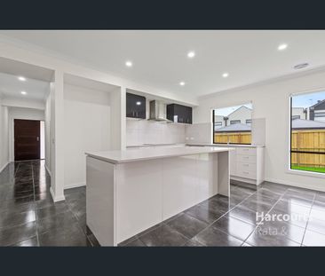 22 Grah Road, Wollert, Vic 3750 - Photo 3