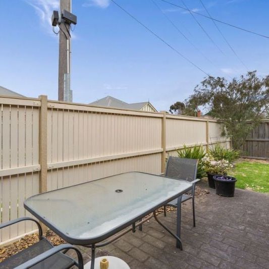 2-4 Silk Avenue, Manifold Heights - Photo 1