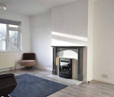 2 bedroom maisonette to rent - Photo 2