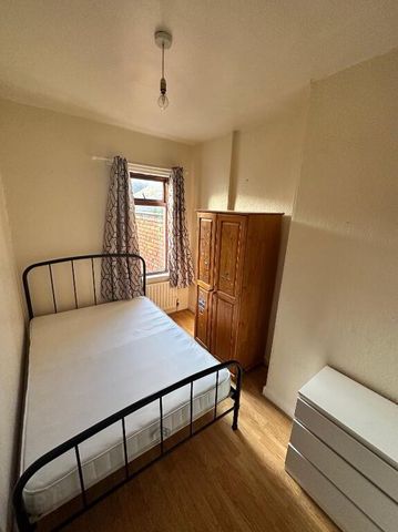 114 Tates Avenue, Belfast, BT9 7BZ - Photo 3