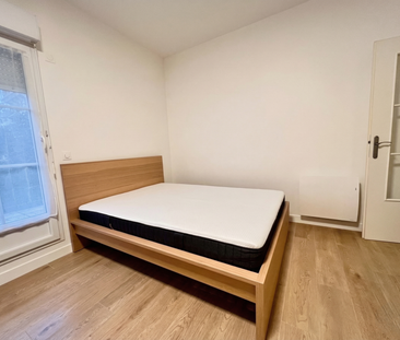 Location Appartement 1 pièce 29m² LE PLESSIS ROBINSON 92350 - Photo 2