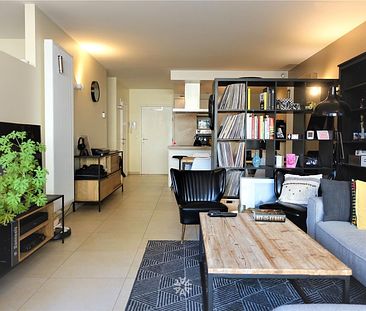 Rustig gelegen appartement met terras nabij Sint-Pietersstation te huur in Gent - Foto 1
