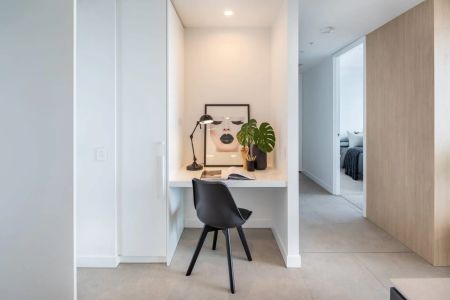 Fully Furnished Luxurious Two-Bedroom Apartment with Stunning Views - Photo 5