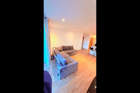 2 Bed Flat, Oculus House, IG11 - Photo 2