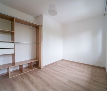 Location Appartement 3 pièces 65m² - Photo 2