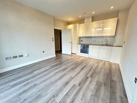 Bridge Street, Hemel Hempstead, London - Photo 4