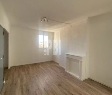 Location Appartement 1 pièce 33m² TOULON 83000 - Photo 2