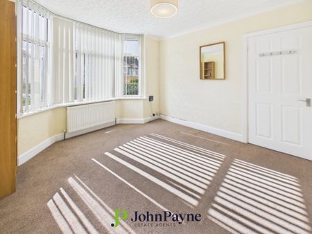 Torrington Avenue, Tile Hill, Coventry, CV4 9AA - Photo 2