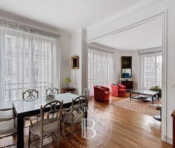 Appartement • Dupleix-Motte Picquet - Photo 2