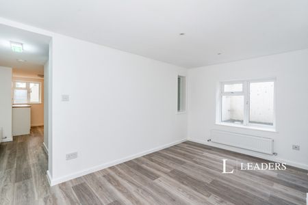 1 bedroom apartment to rent Mill Road, Fareham, PO16 - Photo 5