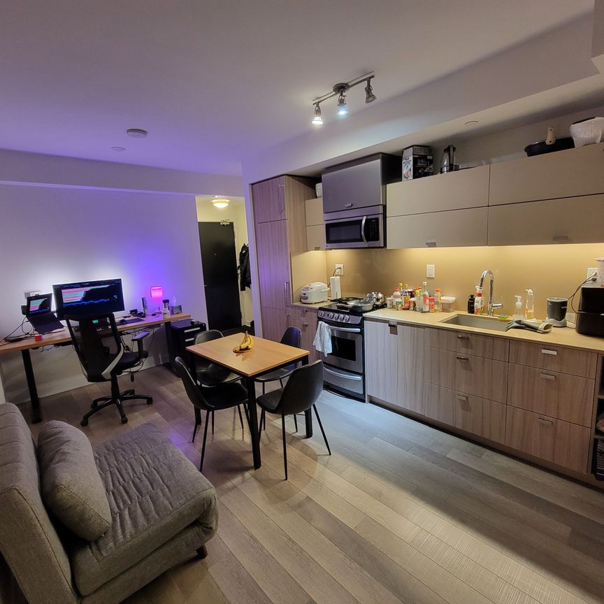 For Lease - 290 Adelaide Street Unit# 3812, Toronto, Ontario - Photo 1