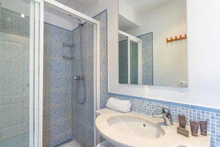 Calle Francos, Sevilla, Andalusia 41004 - Photo 5