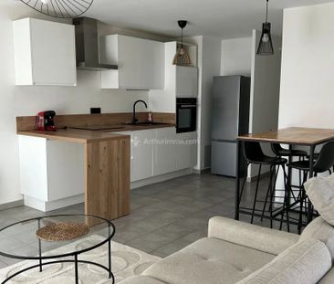Location Appartement 4 pièces 70 m2 à Villeurbanne - Photo 3