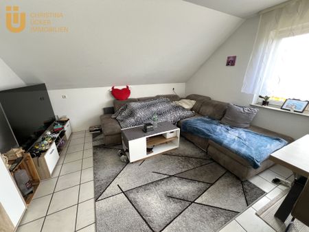 3 Zimmerwohnung in Zweifamilienhaus * Balkon * Gartenhütte * in Jügesheim - Foto 2