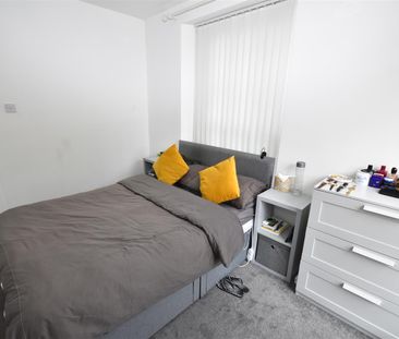 Park Road North, Birkenhead - Photo 5