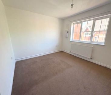 Price £1,650 pcm - Available Now - Unfurnished - Photo 1