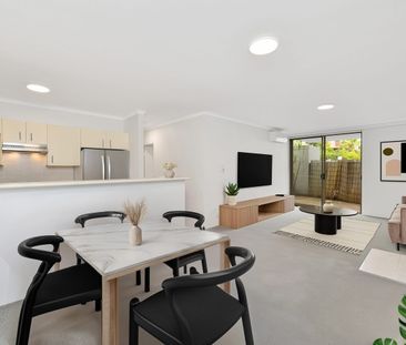 Recently renovated two bedroom apartment! - Photo 1