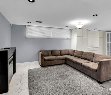 For Lease - 46 Basildon Crescent, Toronto, Ontario - Photo 6