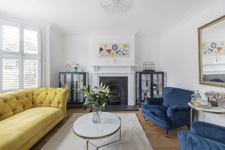 Available unfurnished from 04/12/2025 - Photo 3