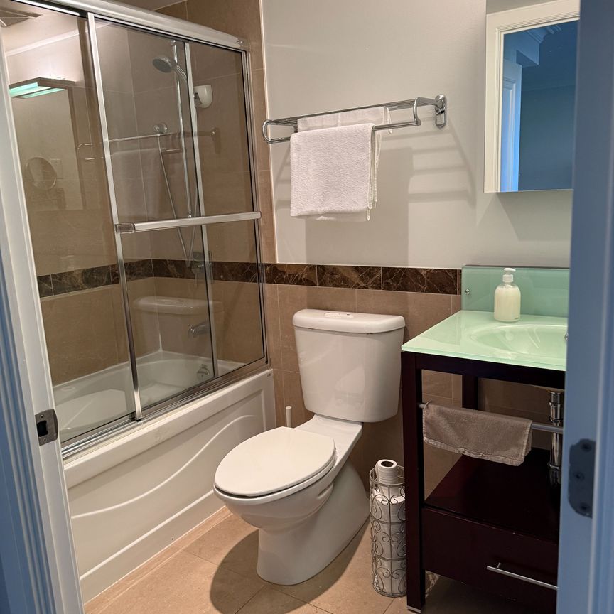 For Lease - 650 Sheppard Avenue Unit# 401, Toronto, Ontario - Photo 1