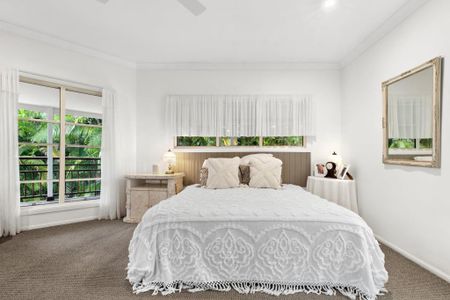 A Serene Escape in Noosa Hinterland - Spacious Queenslander Home - Photo 5