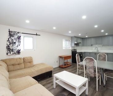 For Lease - 8 Chalet Road Unit# Basement, Toronto, Ontario - Photo 6