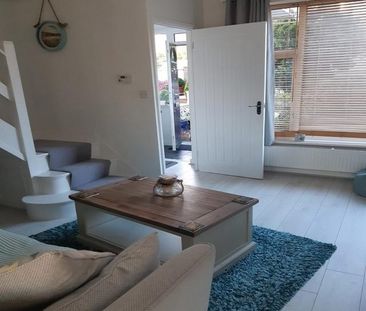 2 bedroom terraced house to rent - Photo 3