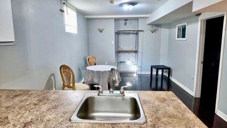 For Lease - 5292 Longhouse Crescent Unit# Basement, Mississauga, Ontario - Photo 2