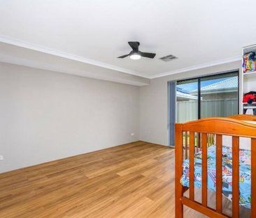 Feature-Packed Family Home | 4 Bedrooms 2 Bathrooms 1 Theatre - Photo 3