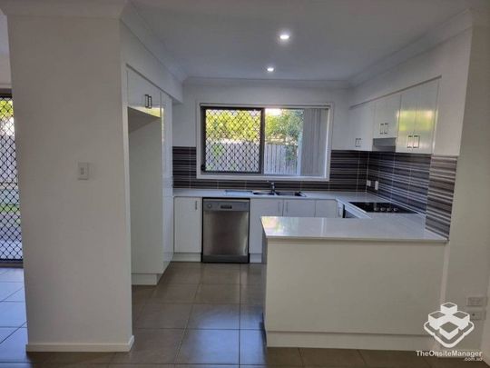 A/C in Living/Master Room &Stretton Catchment - Photo 1