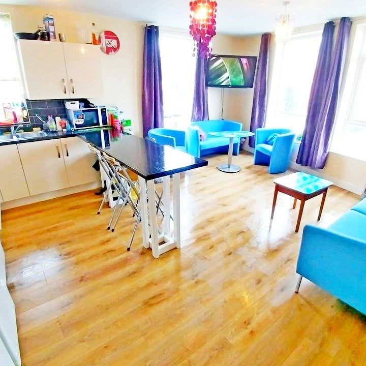 Room in a Shared Flat, Liverpool, L15 - Photo 1