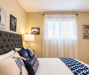 For Lease - 140 Woodpark Place Unit# #Main, Newmarket, Ontario - Photo 2