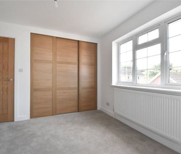 Newly Refurbished detached 4 bedroom, 2 bathroom house to rent in t... - Photo 5