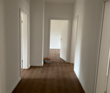 Großzügige 4-Zimmer-Wohnung in Oberesslingen! - Photo 6