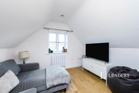 1 bedroom flat to rent - Photo 2