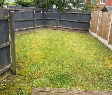 2 bedroom terraced house to rent - Photo 4