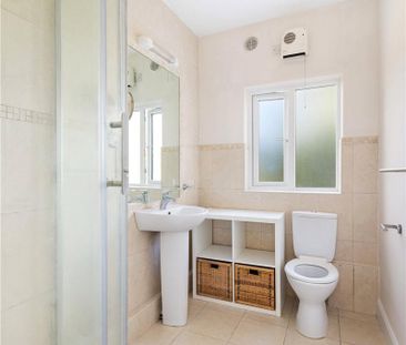 13 Cambria De Vesci Court Dun Laoghaire Co Dublin - Photo 5